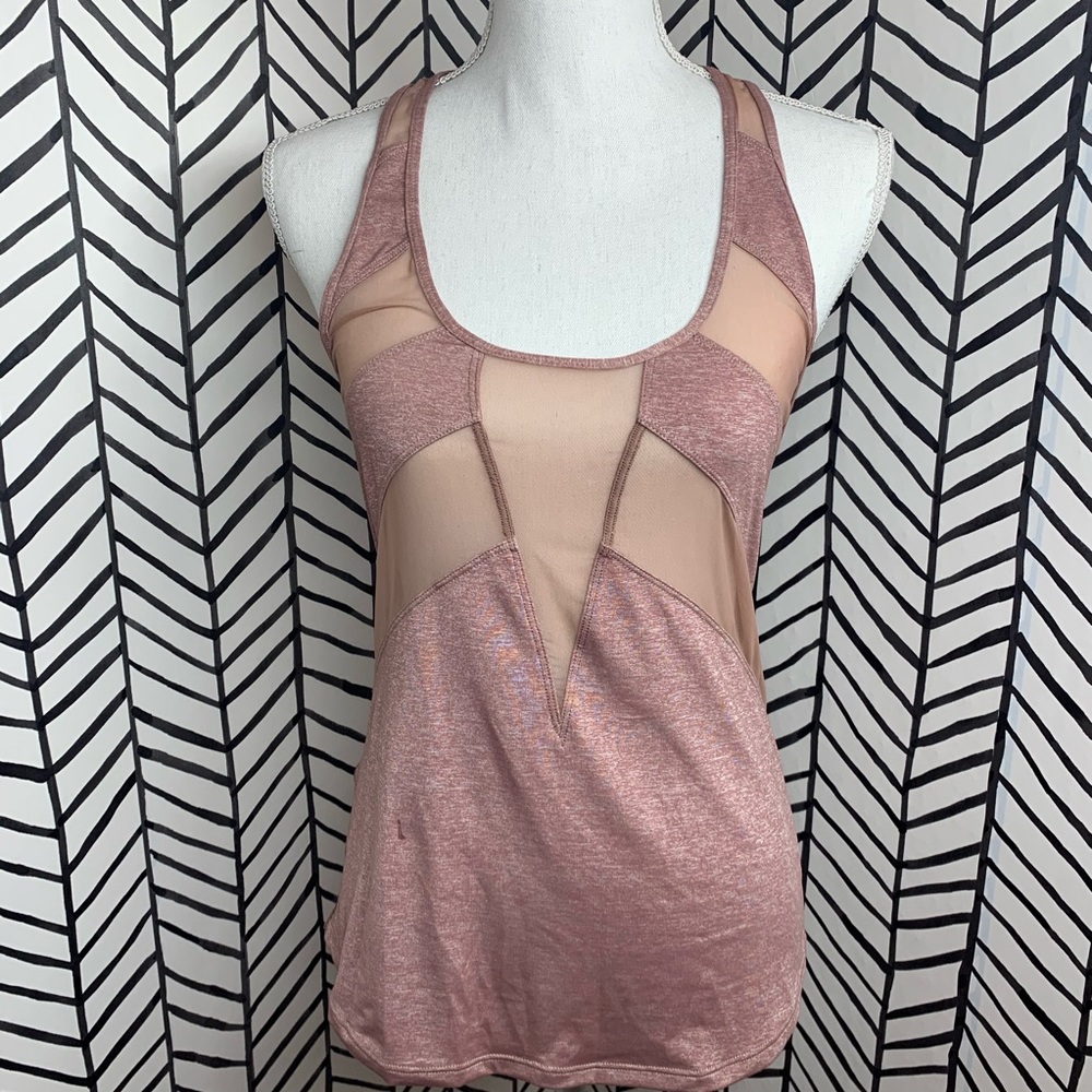 If you’re lucky tank lululemon size 4